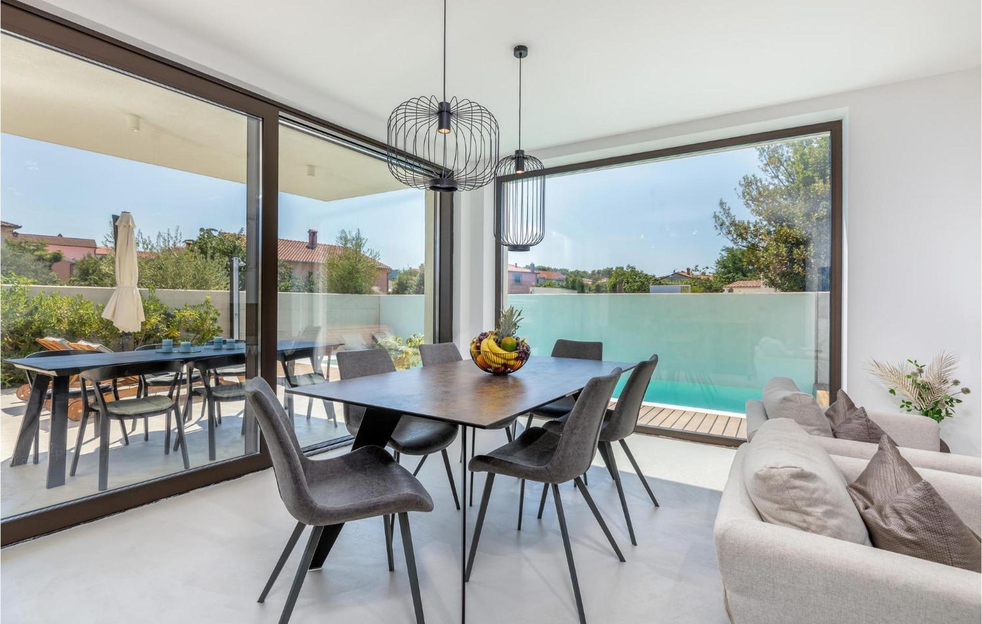 3 Bedroom Gorgeous In